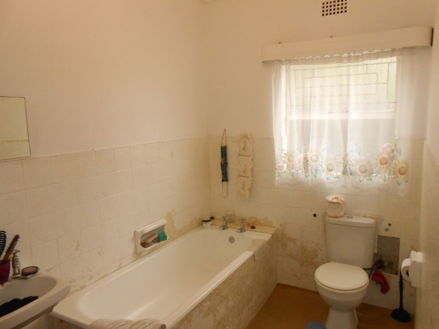 3 Bedroom Property for Sale in Mabille Park Western Cape